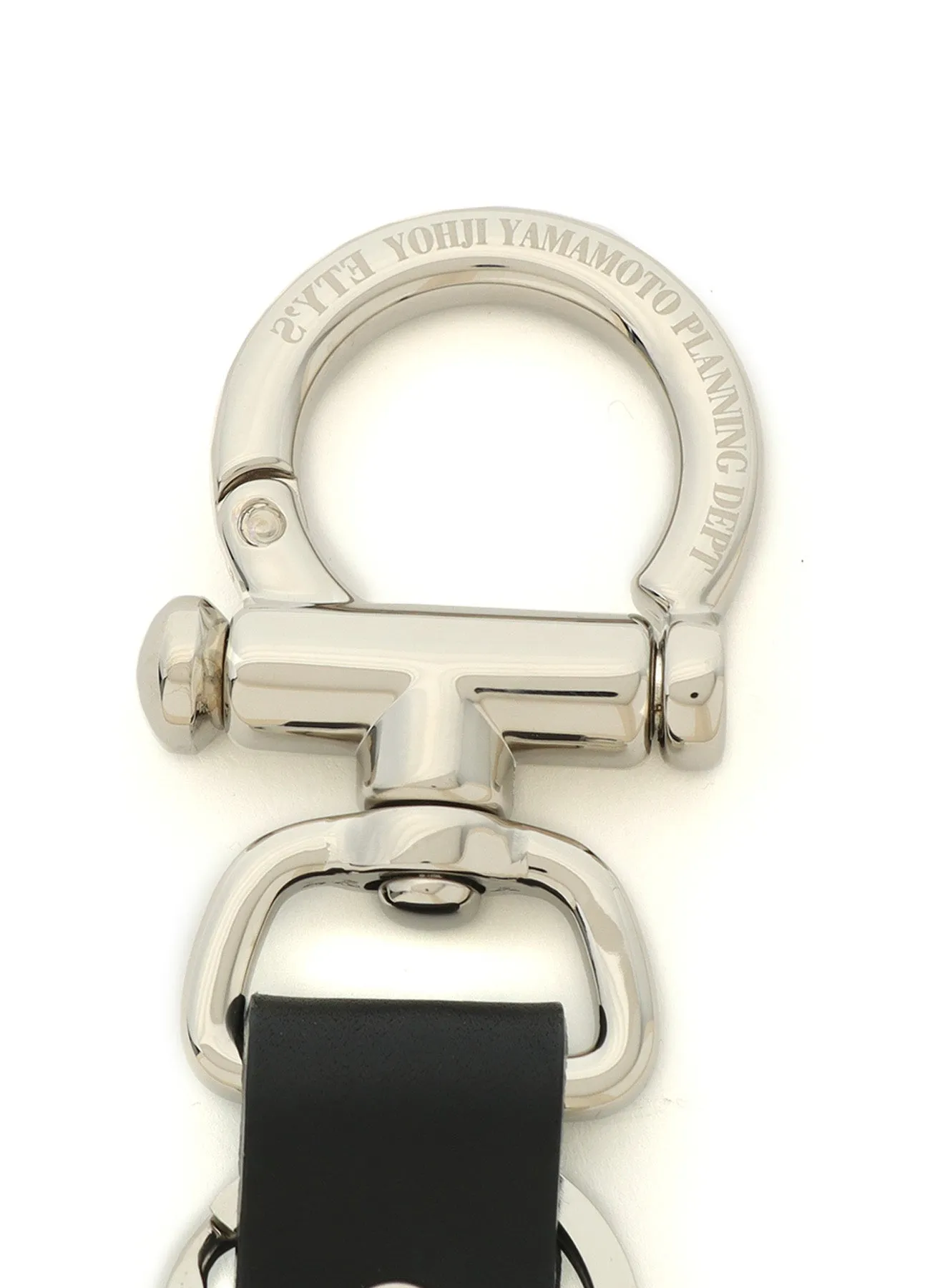 BAR STYLE LEATHER STRAP KEY FLOCK