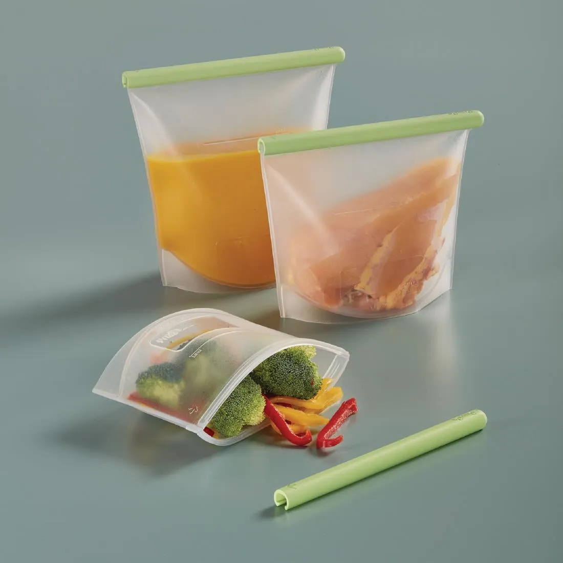 FS288 Lekue Reusable Silicone Food Storage Bag Kit (500ml   1L   1.5L)