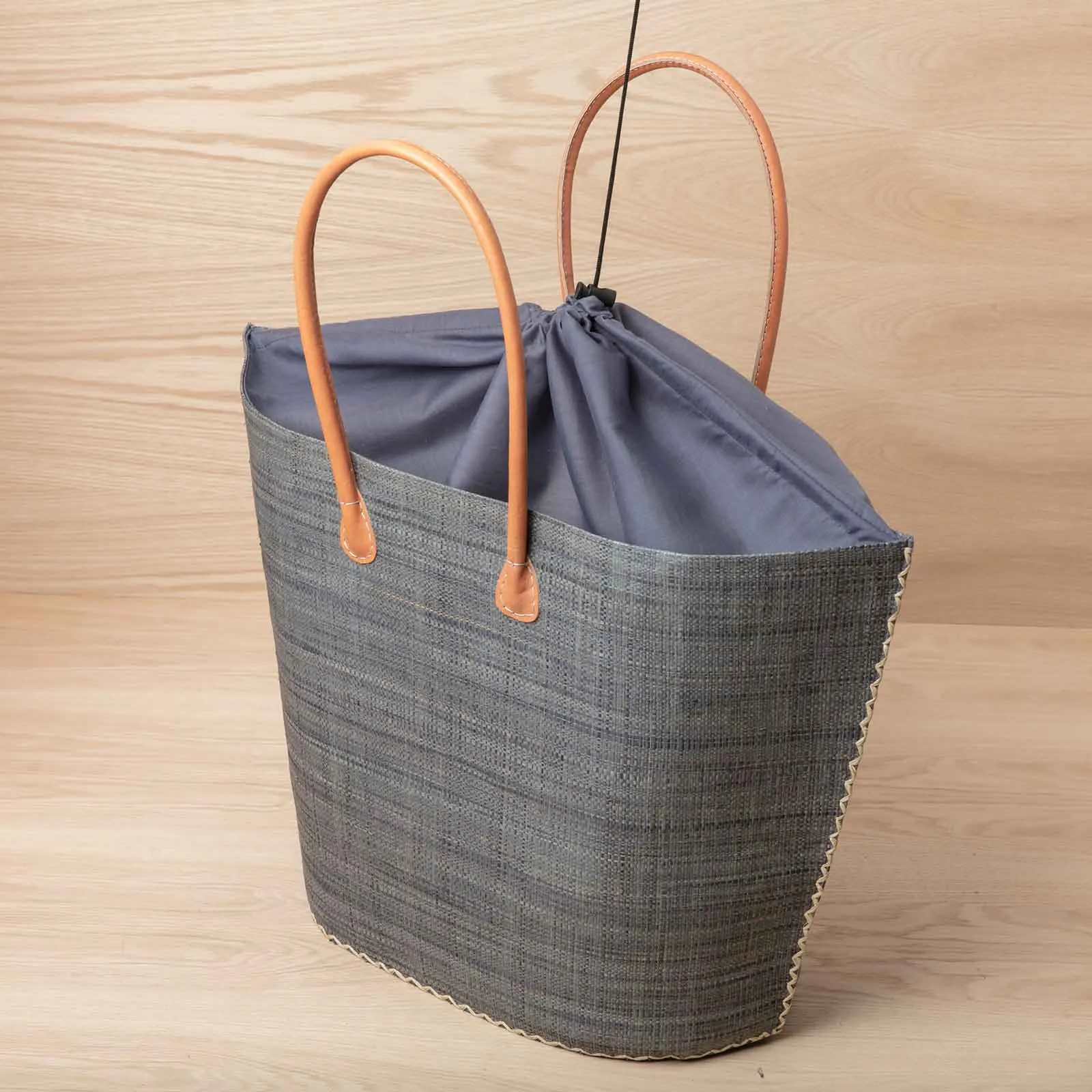 Raffia Grey Tote with Leather Handle