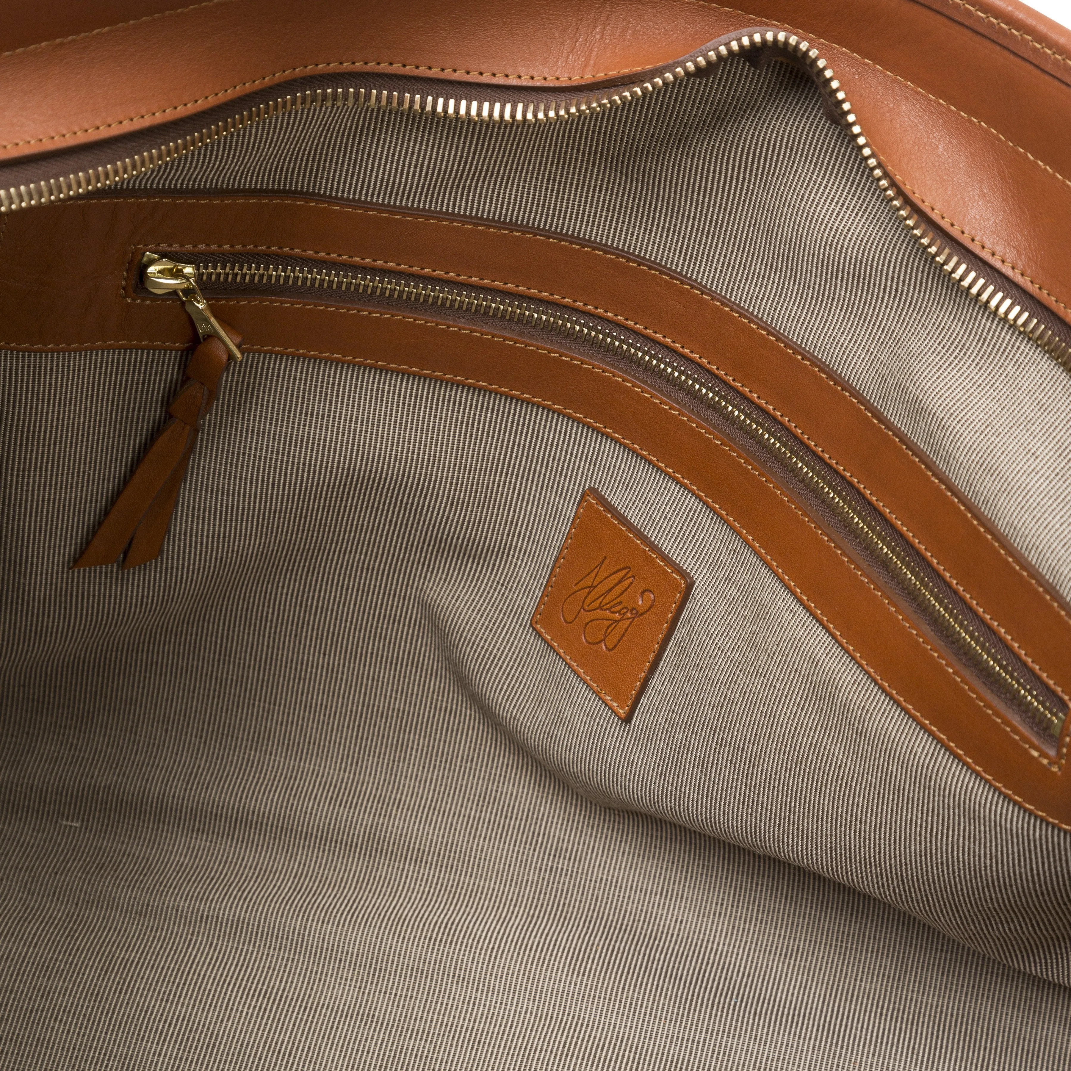 Signature Travel Duffle - Tumbled Leather